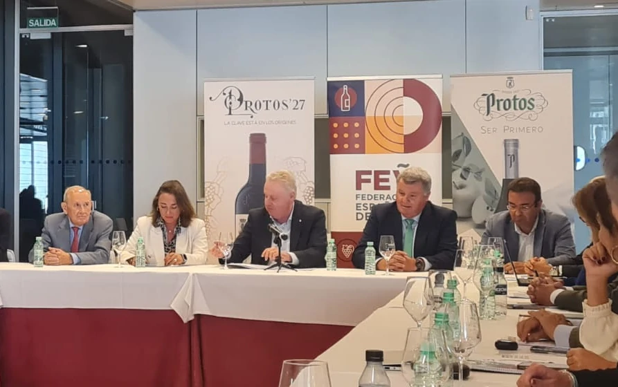 La FEV se reúne en Castilla y León y aprueba la actualización de su Plan de lucha contra el cambio climático en el viñedo