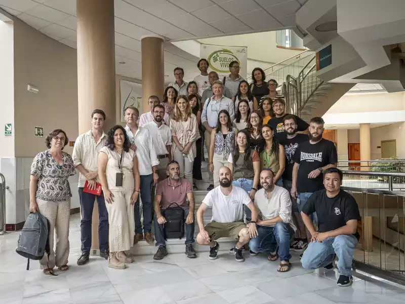 El G.O. Suelos Vivos acerca en la UCA sus resultados durante la segunda Jornada de Viticultura