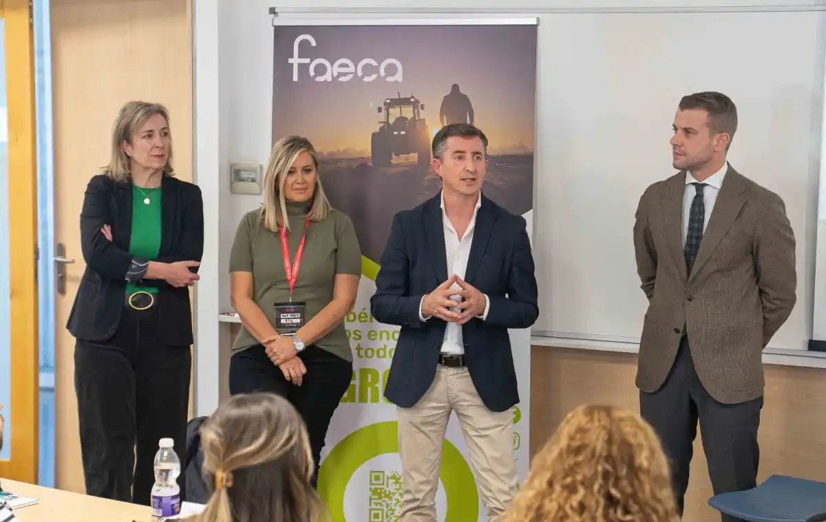 FAECA impulsa la formación de jóvenes en la gestión de cooperativas para garantizar el futuro del campo